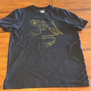 Under Armour men’s tee